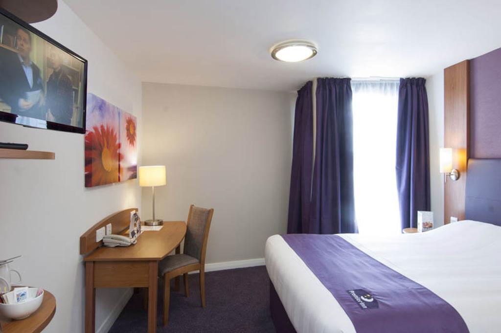 Premier Inn Norwich - Broadlands Park 토르페 세인트 앤드류 객실 사진