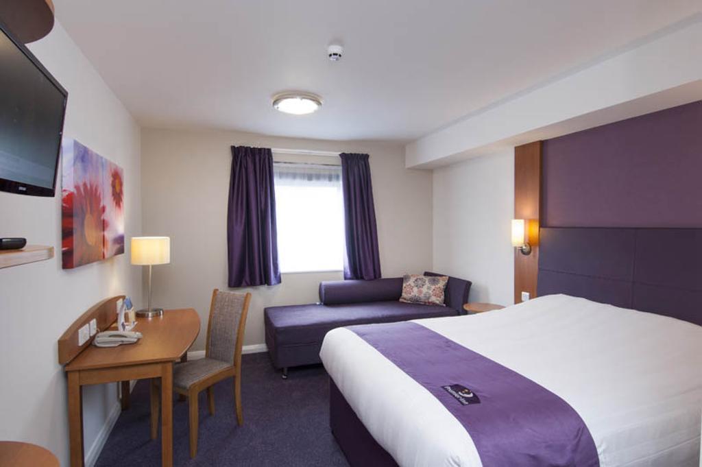 Premier Inn Norwich - Broadlands Park 토르페 세인트 앤드류 객실 사진