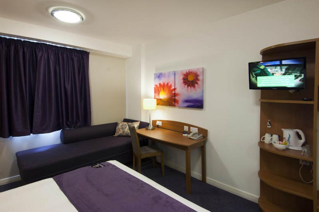 Premier Inn Norwich - Broadlands Park 토르페 세인트 앤드류 외부 사진